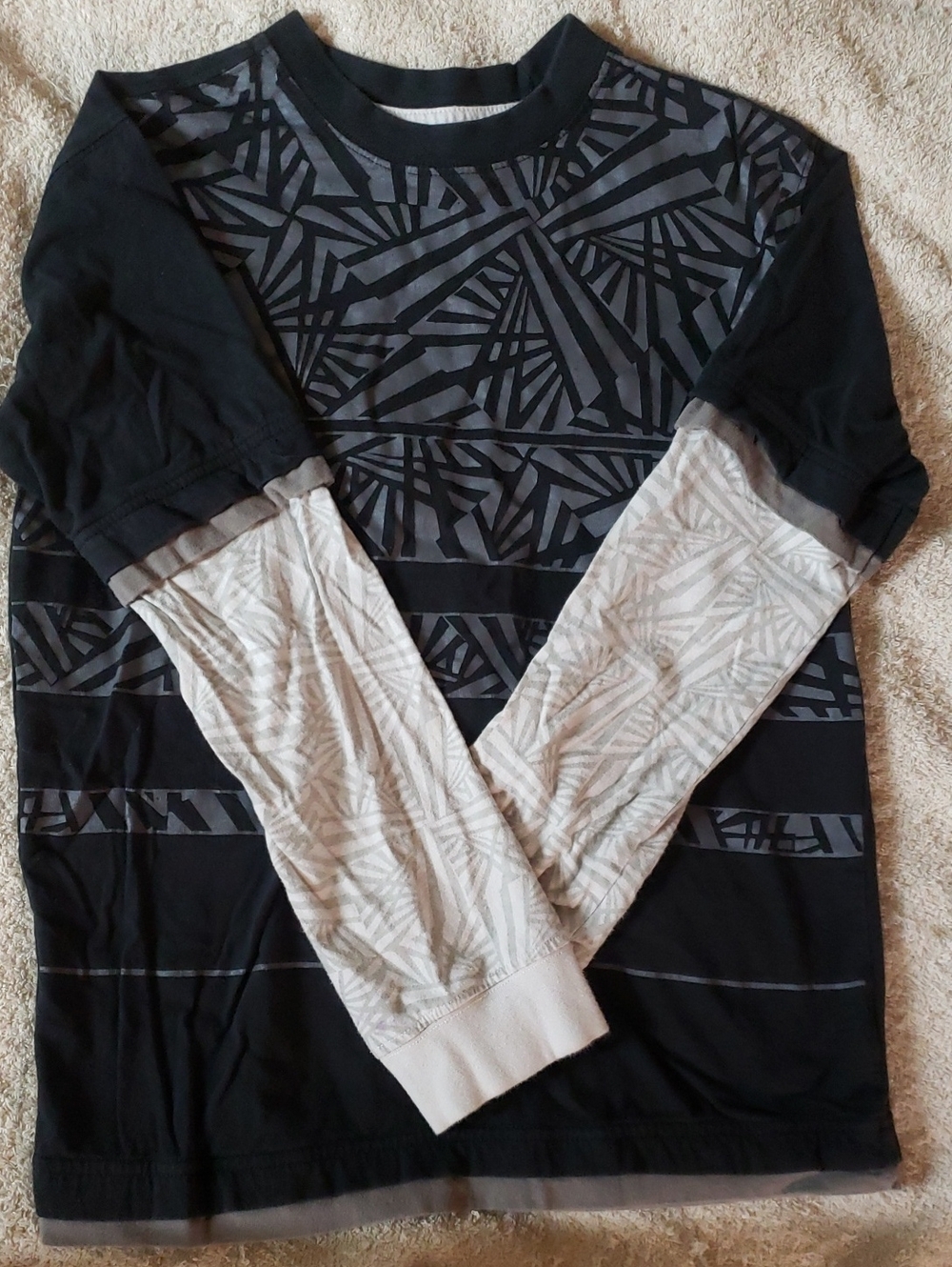 🔥4 For $20 - Layered-Look Black and Gray Long Sleeve Tee